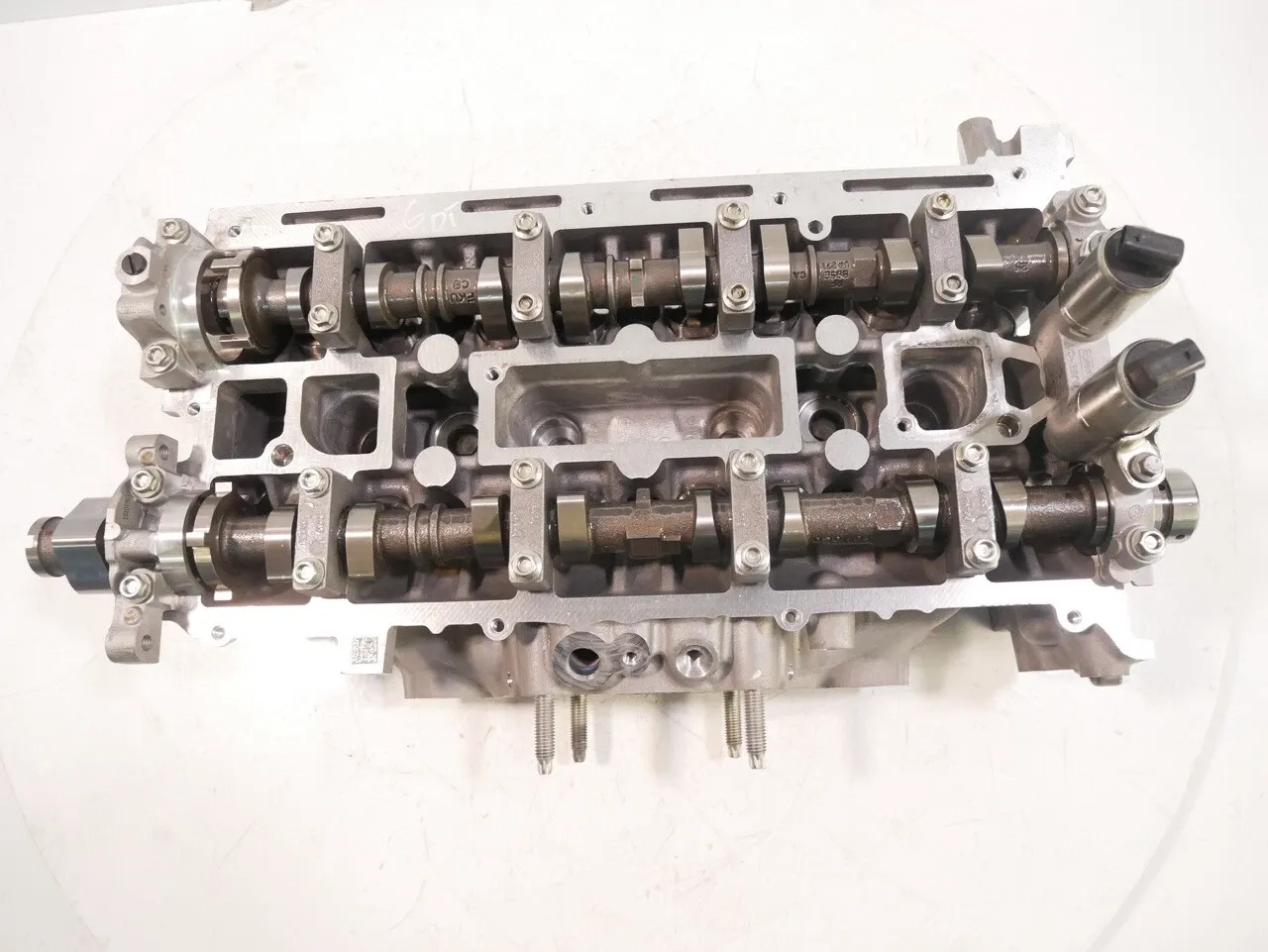 Ford Mustang Engine parts Cylinder head — FORD MUSTANG VI (2014-2023) — E...