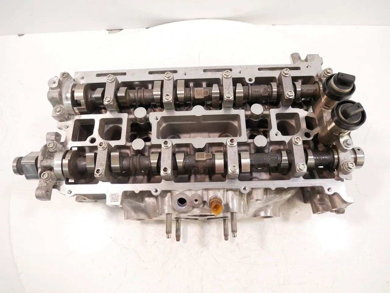 Ford Mustang Engine parts Cylinder head — FORD MUSTANG VI (2014-2023) — E...