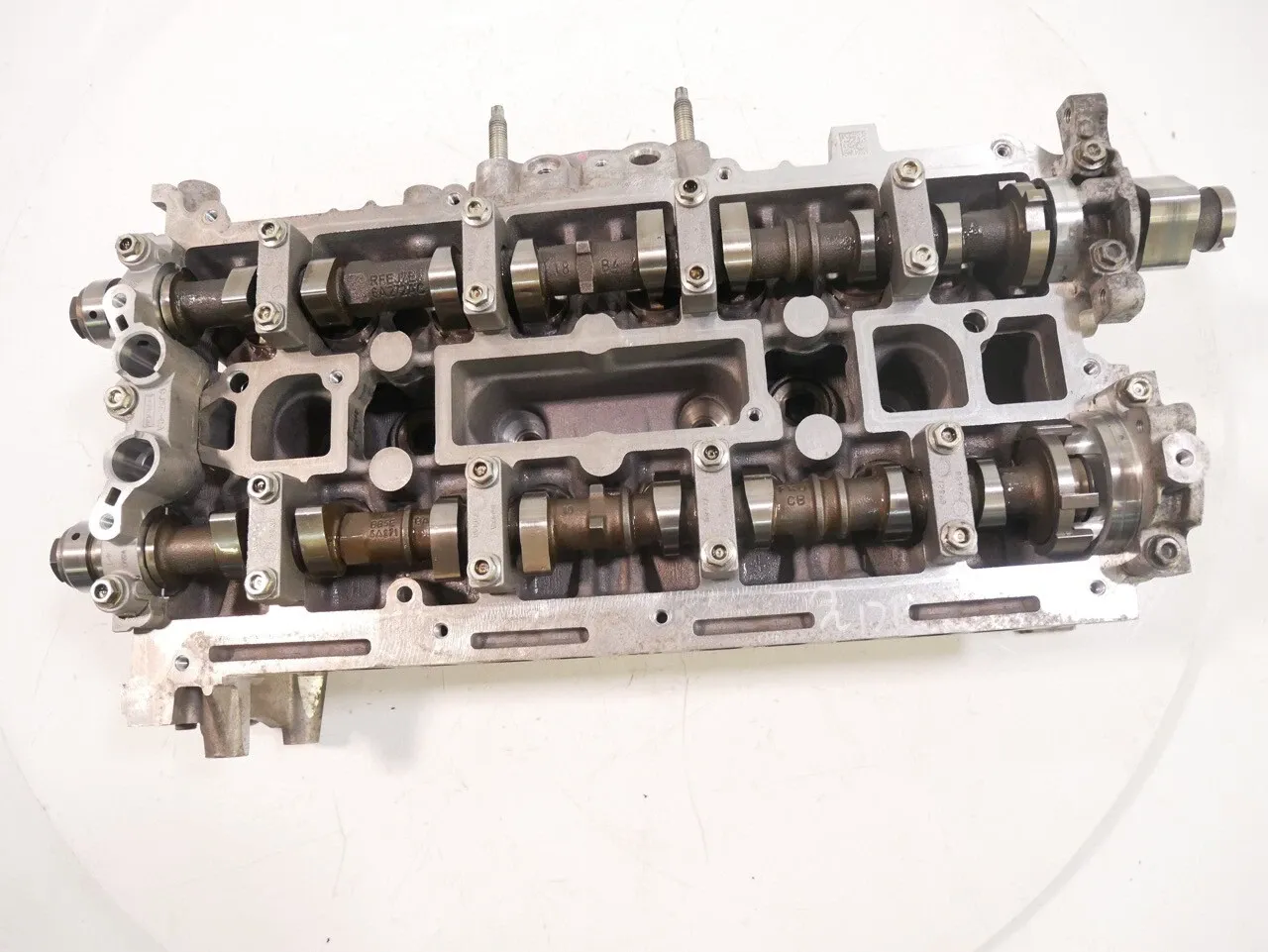 Ford Mustang Engine parts Cylinder head — FORD MUSTANG VI (2014-2023) — E...