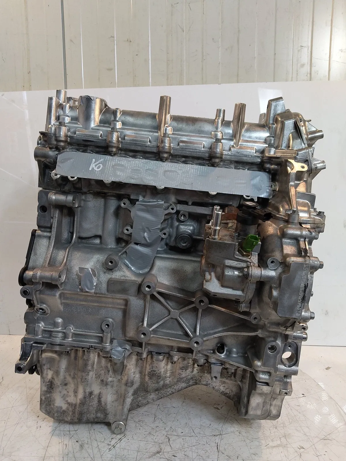 Land Rover Discovery Engine Engine — LAND ROVER DISCOVERY — 204DTD AJ20D4

...