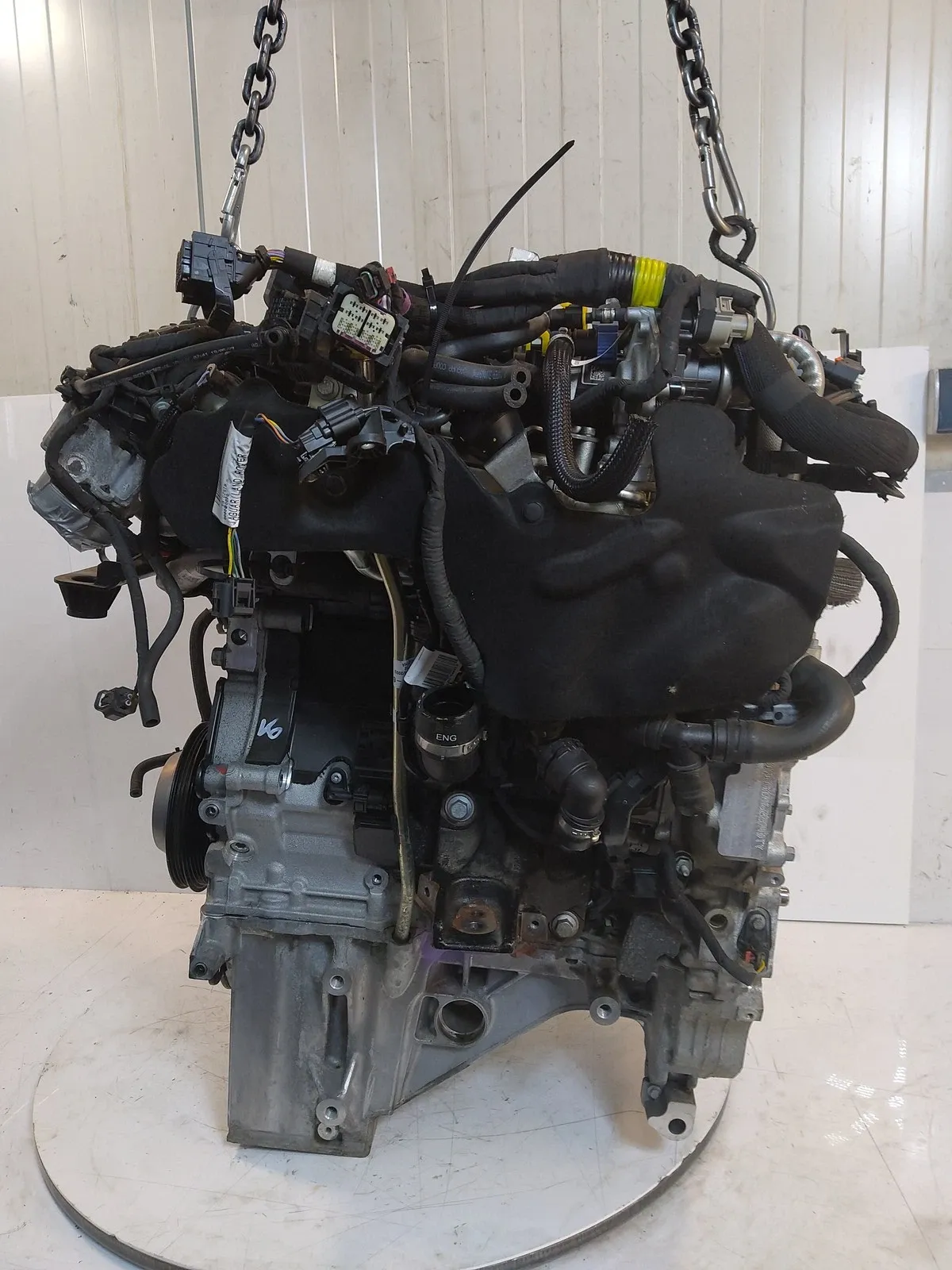 Land Rover Range Rover Velar Engine Engine — LAND ROVER VELAR — 204DTY AJ21D4

Gene...