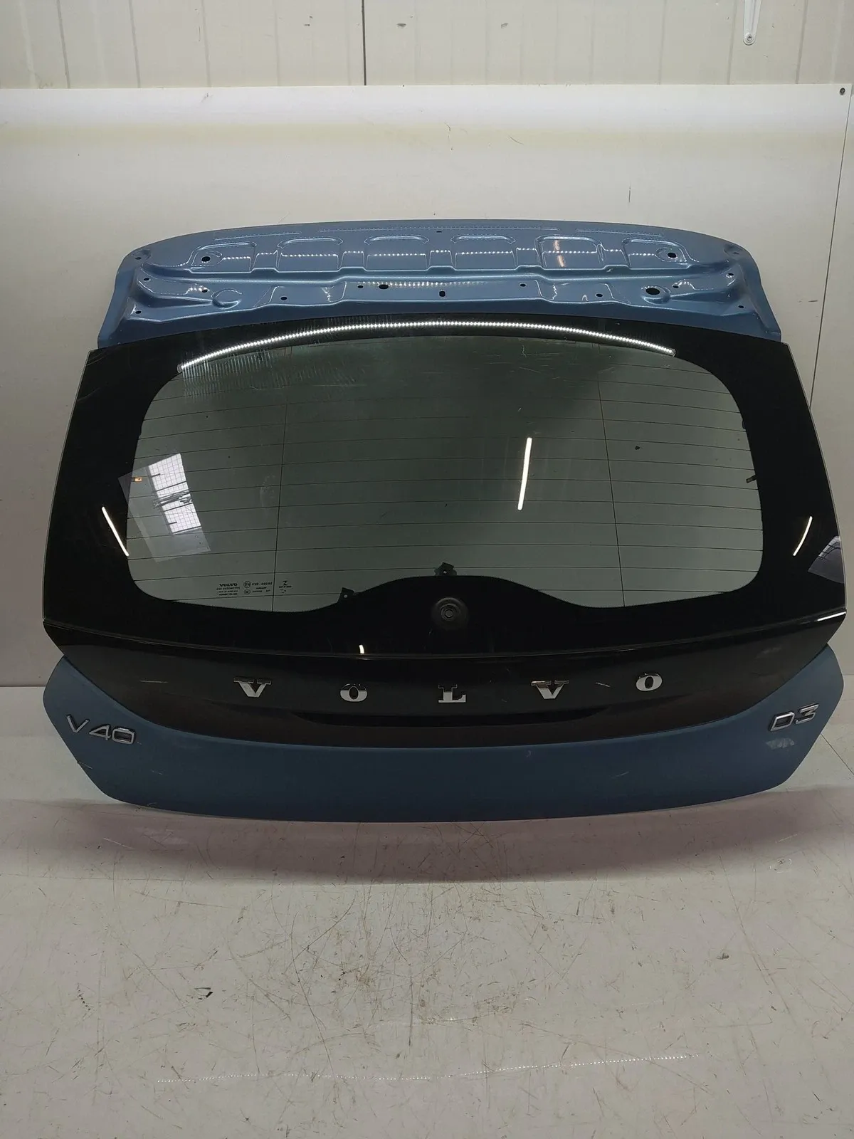 Volvo V40 Doors Boot Lid — VOLVO V40 (2012-2019)

Generation: V...