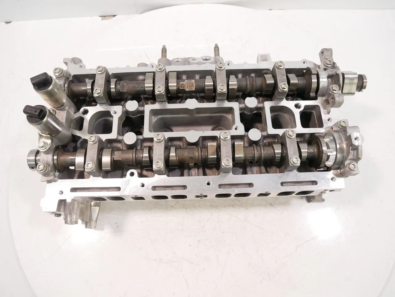 Ford Mustang Engine parts Cylinder head — FORD MUSTANG VI (2014-2023) — E...