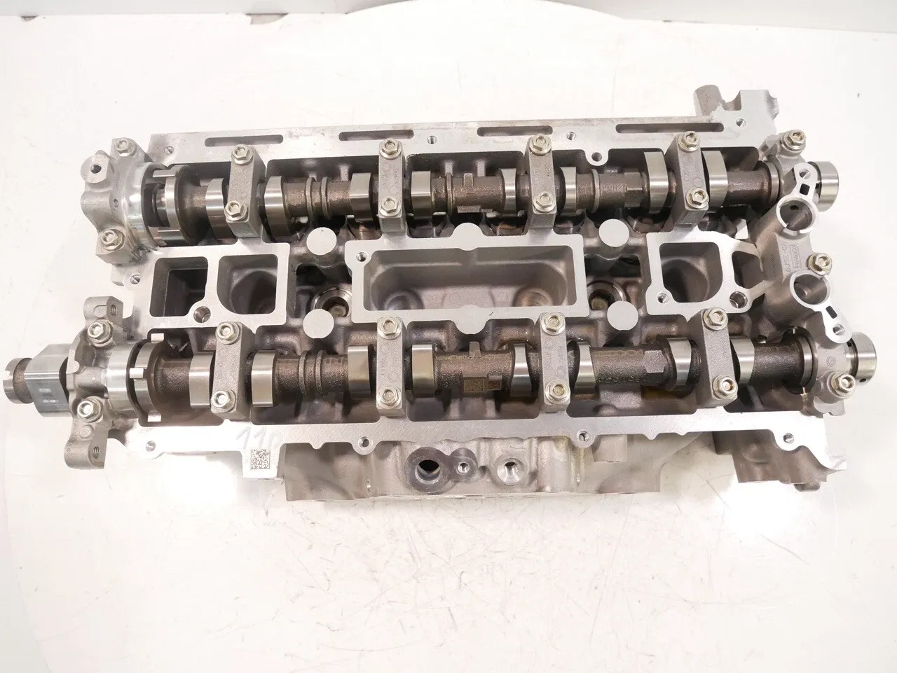 Ford Mustang Engine parts Cylinder head — FORD MUSTANG VI (2014-2023) — E...