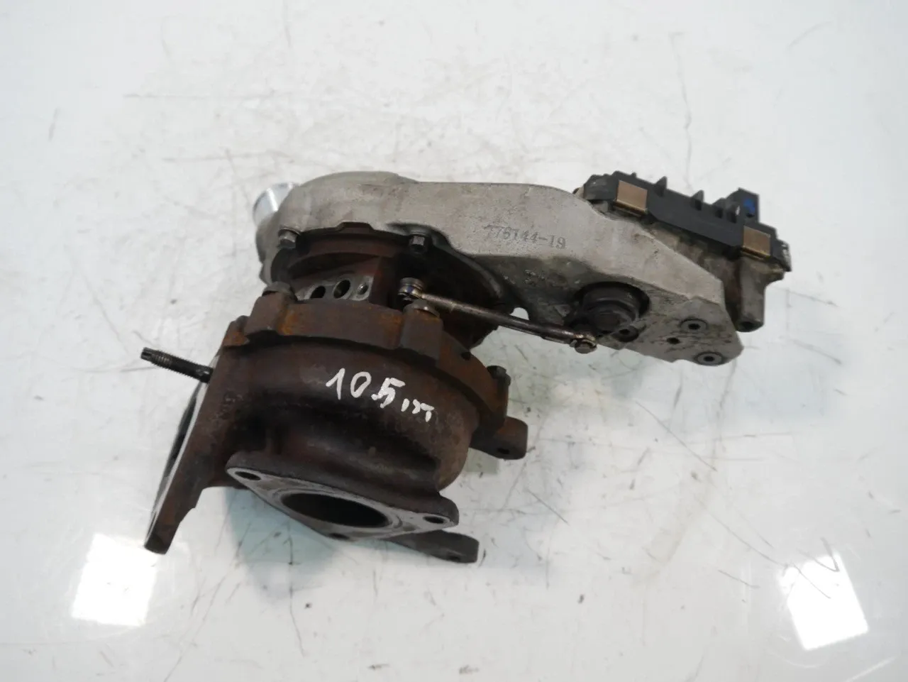 Land Rover Discovery Turbocharger Turbocharger — LAND ROVER DISCOVERY IV (L319) (...