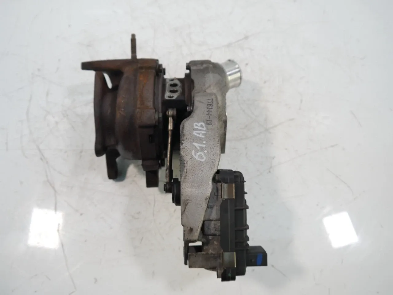 Land Rover Discovery Turbocharger Turbocharger — LAND ROVER DISCOVERY IV (L319) (...