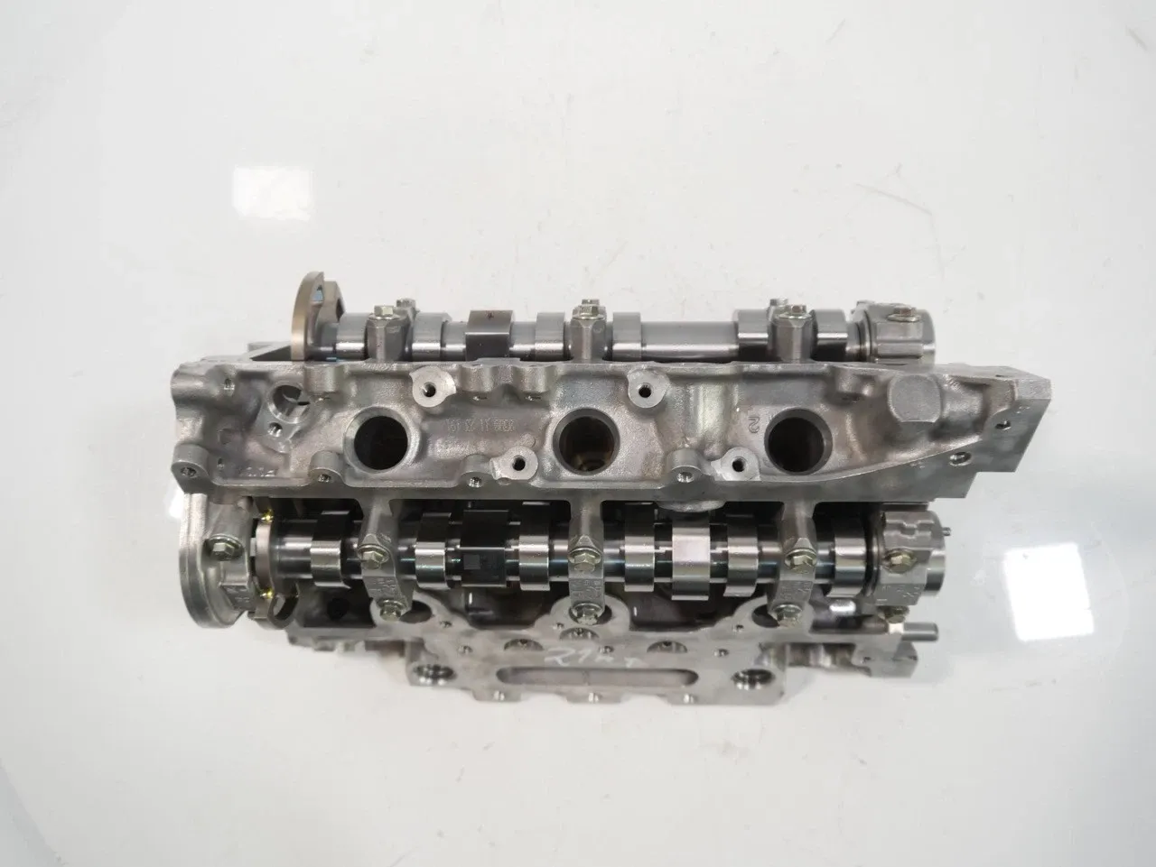 Nissan Juke Engine parts Cylinder head — NISSAN JUKE (2019-PRESENT) — 11...