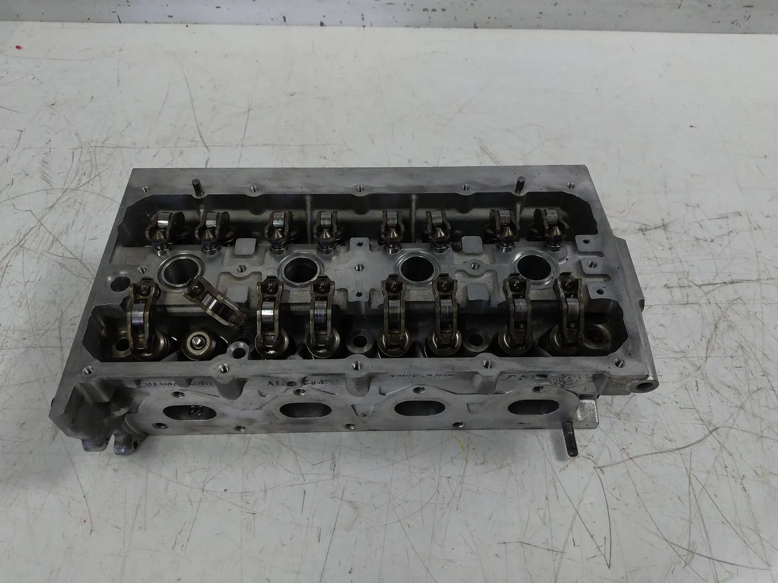 Volkswagen Jetta Engine parts Cylinder head — VW JETTA VI (162) (2010-2018) —...