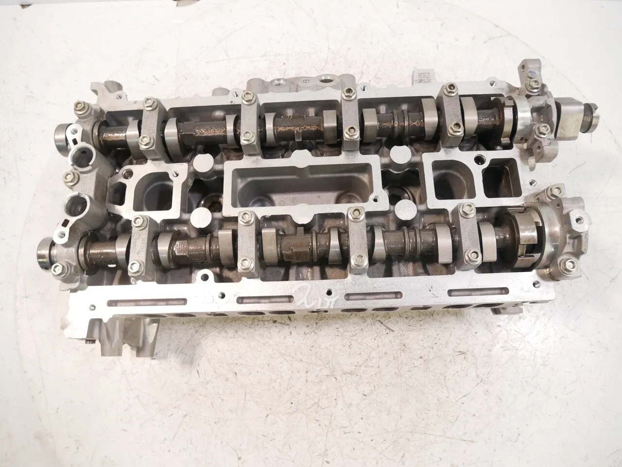 Ford Mustang Engine parts Cylinder head — FORD MUSTANG VI (2014-2023) — E...