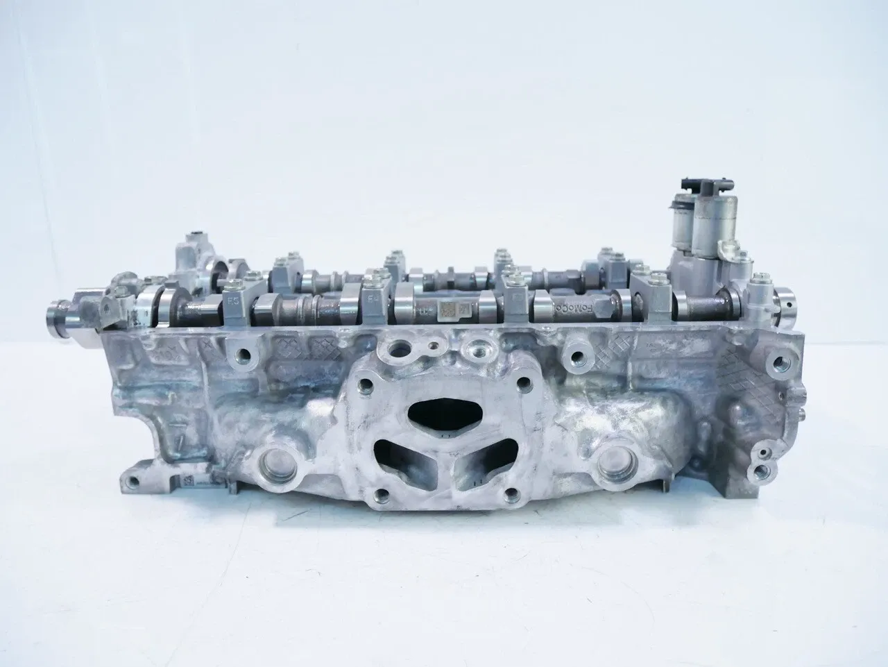 Ford Mustang Engine parts Cylinder head — FORD MUSTANG VI (2014-2023) — E...