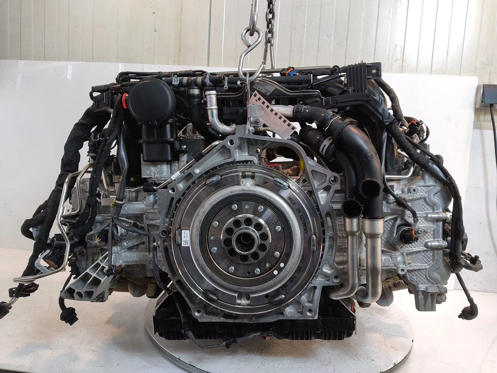 Porsche 911 (992) Engine Engine — PORSCHE 911 (992) (2019-PRESENT) — 9A2...