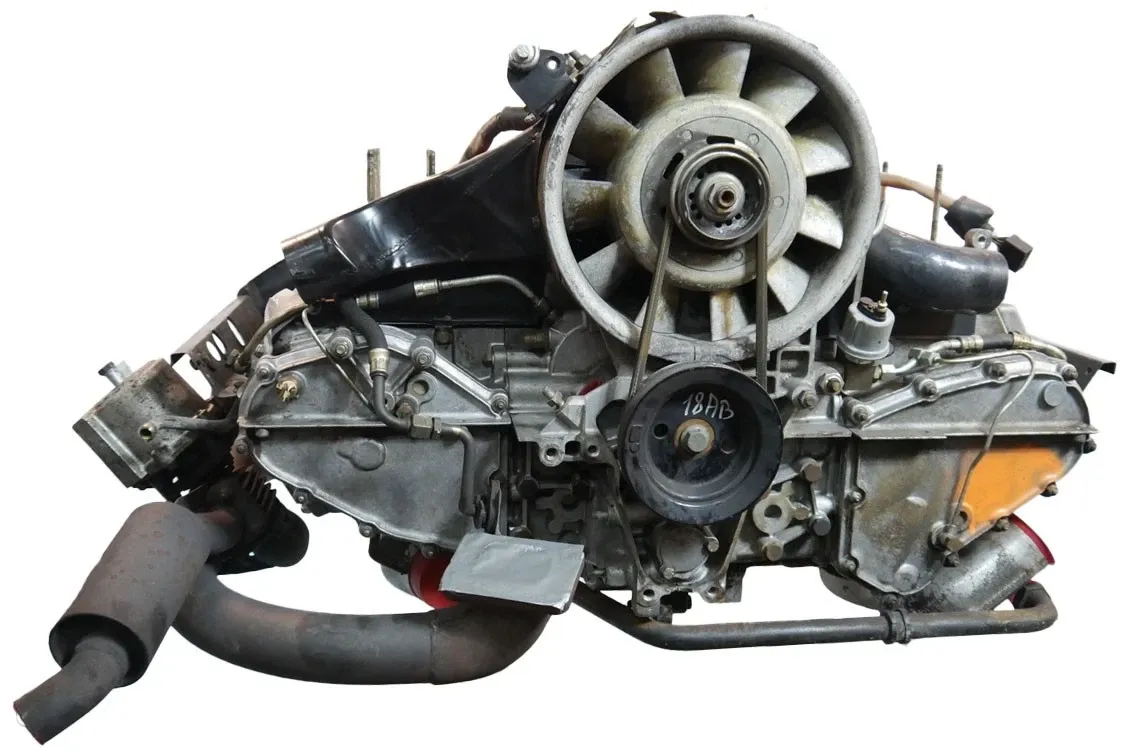 Porsche 911 Engine Engine — PORSCHE 911 CARRERA 3.2 (930) (1984-19...