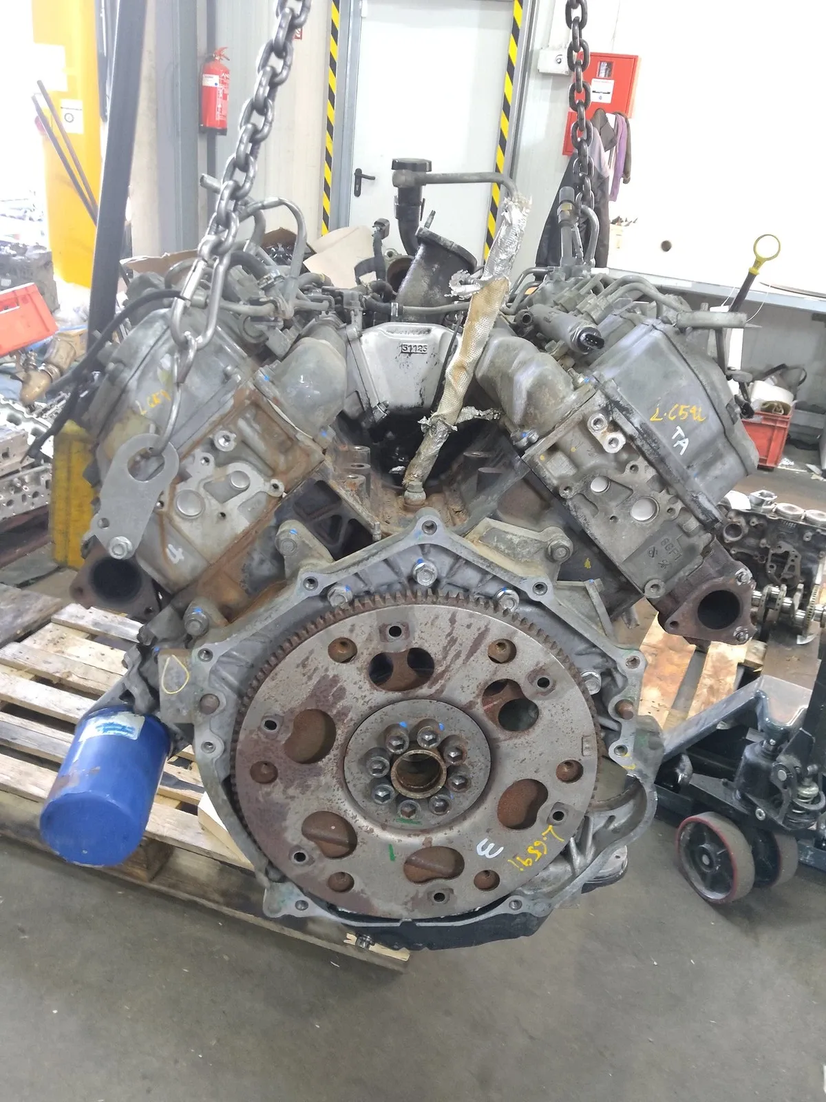 Chevrolet Silverado Engine Engine — CHEVROLET GMC SILVERADO SIERRA (2001-2...