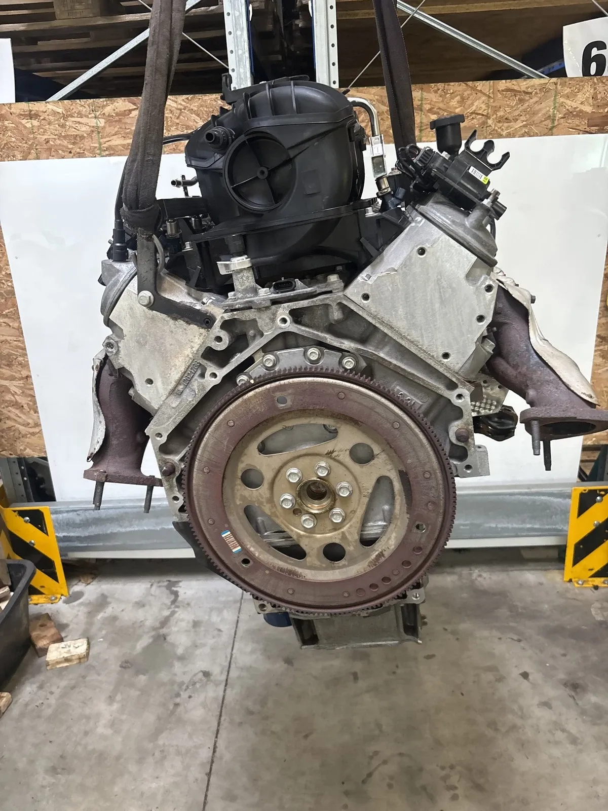 GMC Yukon Engine Engine — GMC YUKON (GMT900) (2007-PRESENT) — L9...
