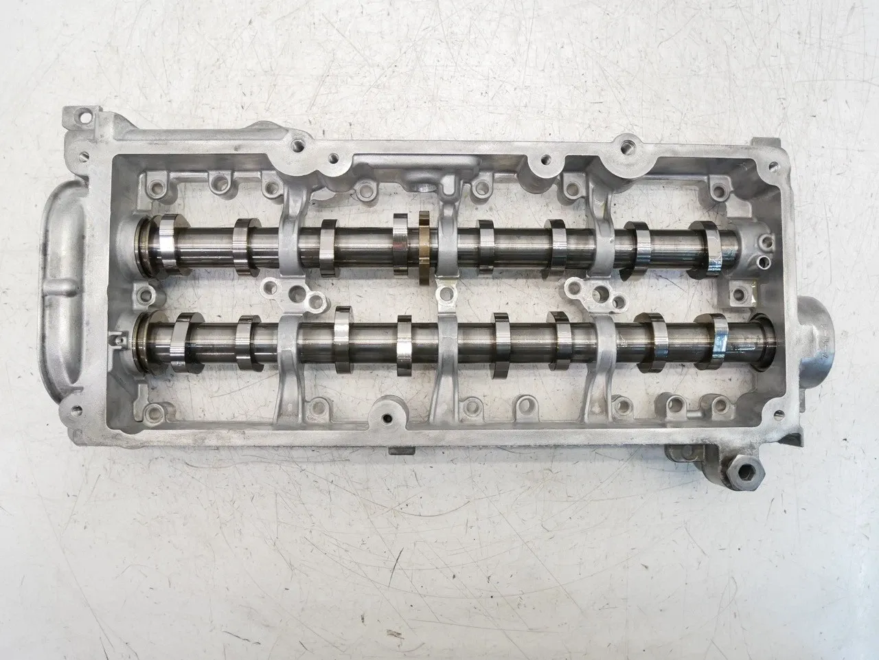 Seat Alhambra Engine parts Camshaft housing — SEAT ALHAMBRA II (7N) (2010-...