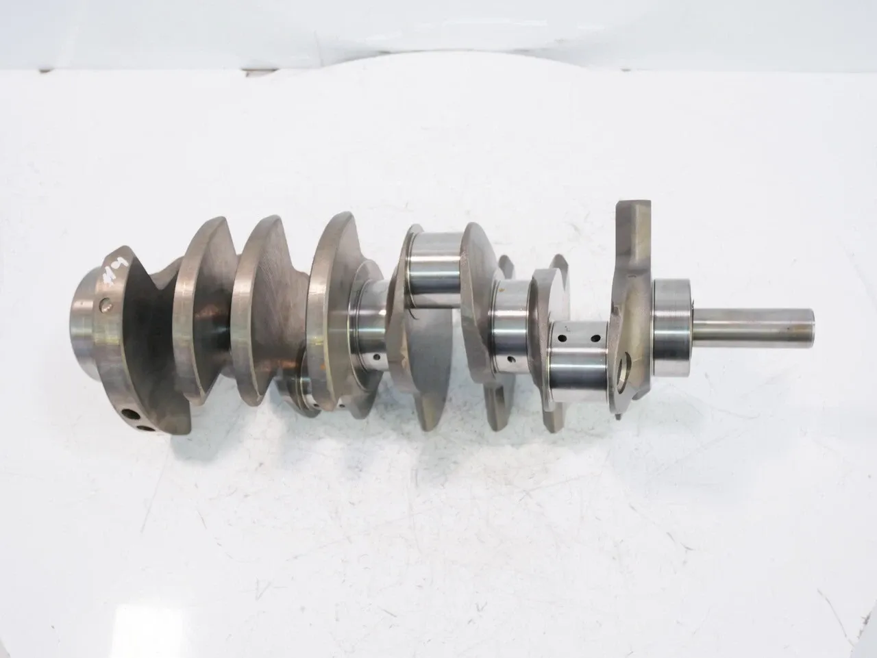 Land Rover Defender Engine parts Crankshaft — LAND ROVER JAGUAR F-PACE X761 F-TY...