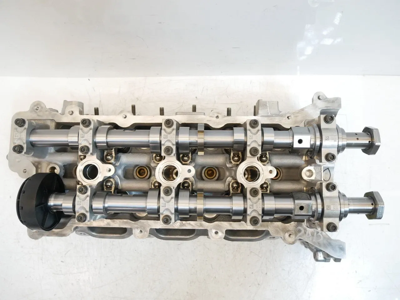 Maserati Ghibli Engine parts Cylinder head — MASERATI GHIBLI (M157) (2013-20...