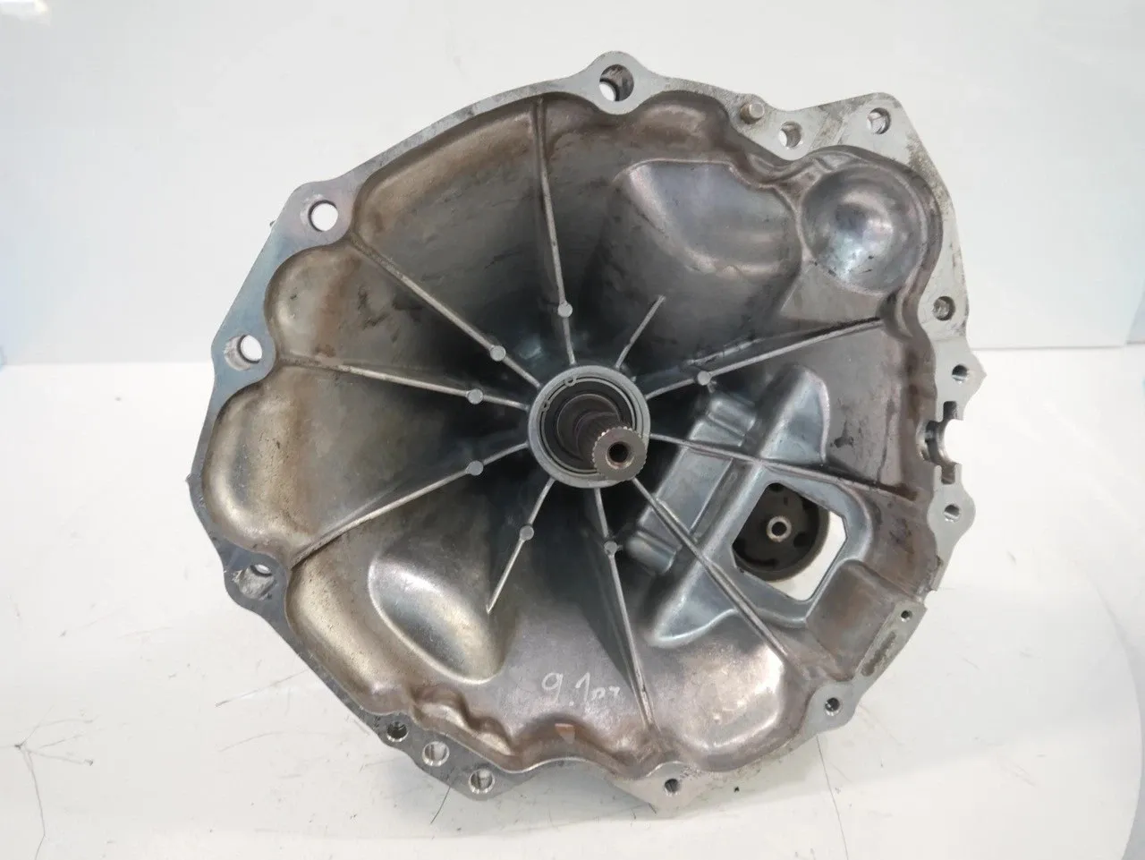 Nissan GT-R Other parts Housing — NISSAN GT-R (R35)

Generation: GT-R (...