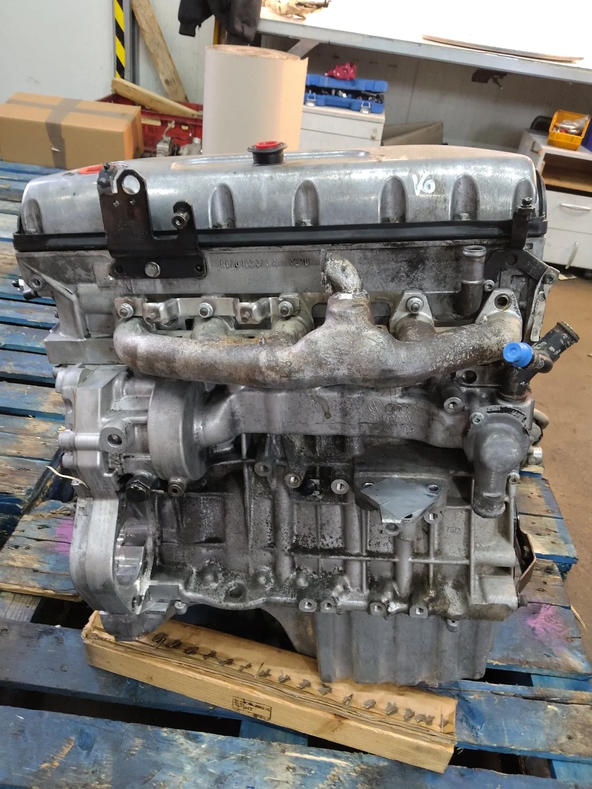 Volkswagen Touareg Engine Engine + Camshaft + Oil pump — VW TOUAREG I (7L...