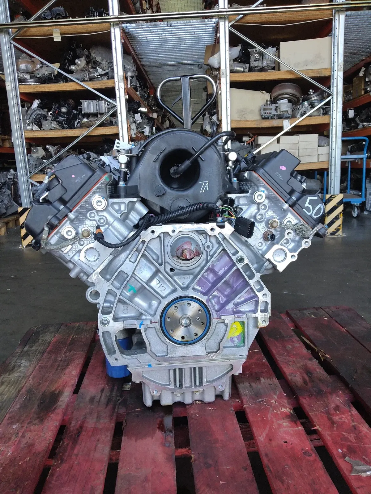 Cadillac XLR Engine Engine — CADILLAC XLR (2003-2009) — LH2 / 19177...