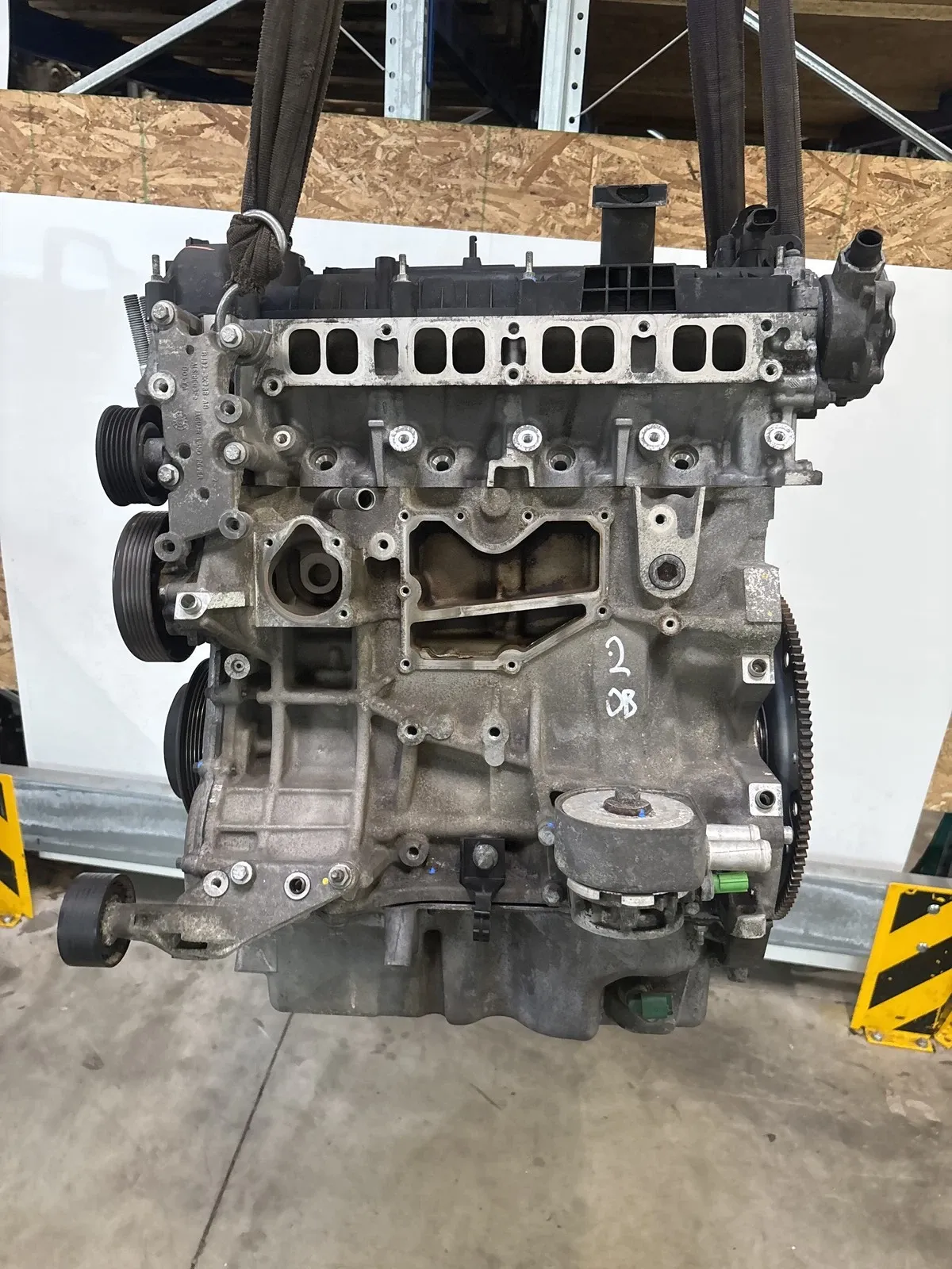 Land Rover Range Rover (L405) Engine Engine — LAND ROVER RANGE ROVER IV (L405, LG) —...