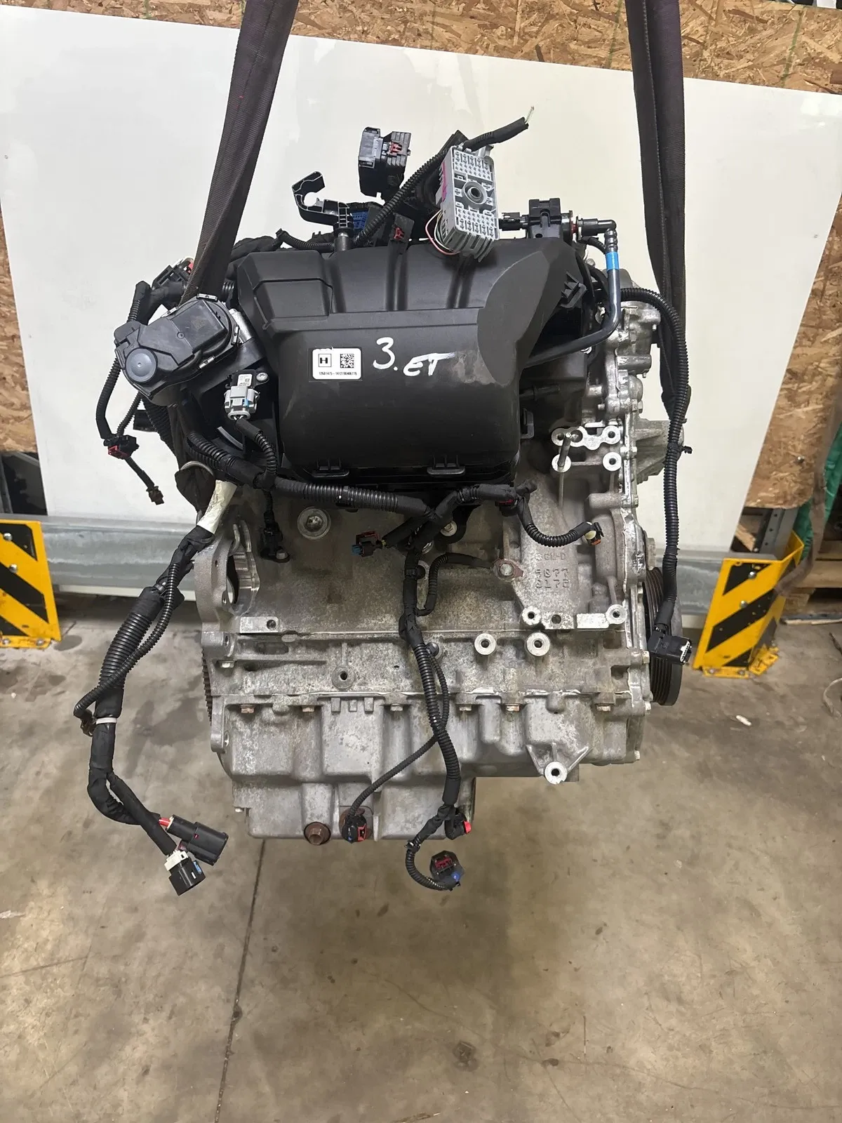 Chevrolet Aveo / Sonic Engine Engine — CHEVROLET OPEL EQUONIX INSIGNIA A (201...