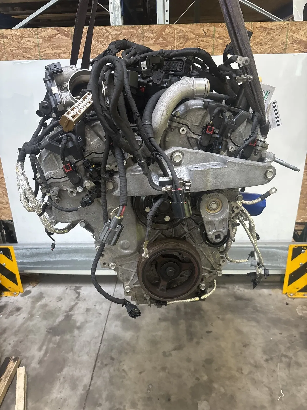 Chevrolet Traverse  Engine Engine — CHEVROLET TRAVERSE (2017-PRESENT) — LF...