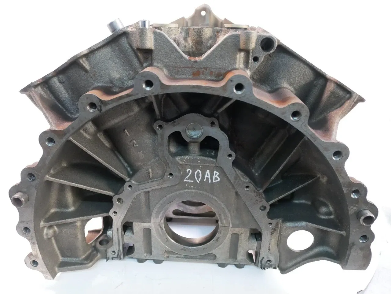 Jaguar XJ Engine parts Engine Block — JAGUAR XJ (X351) (2009-2019)

Ge...