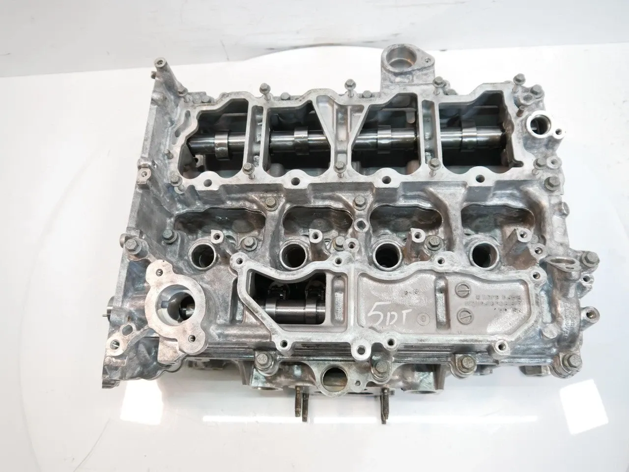 Land Rover Range Rover Evoque Engine parts Cylinder head — LAND ROVER EVOQUE II (L551) (20...