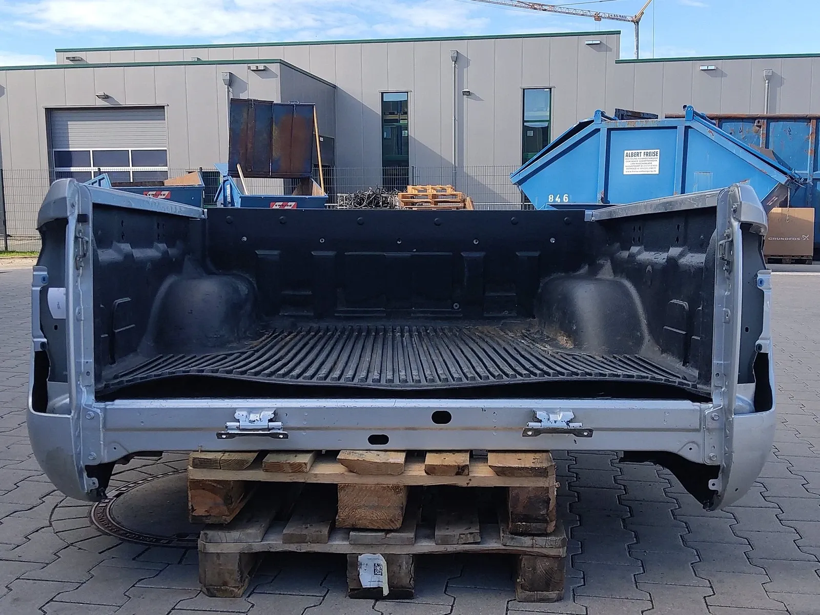 Nissan Navara (D23) Other parts Pickup bed — NISSAN NAVARA NP300 D23 (2015-PRES...