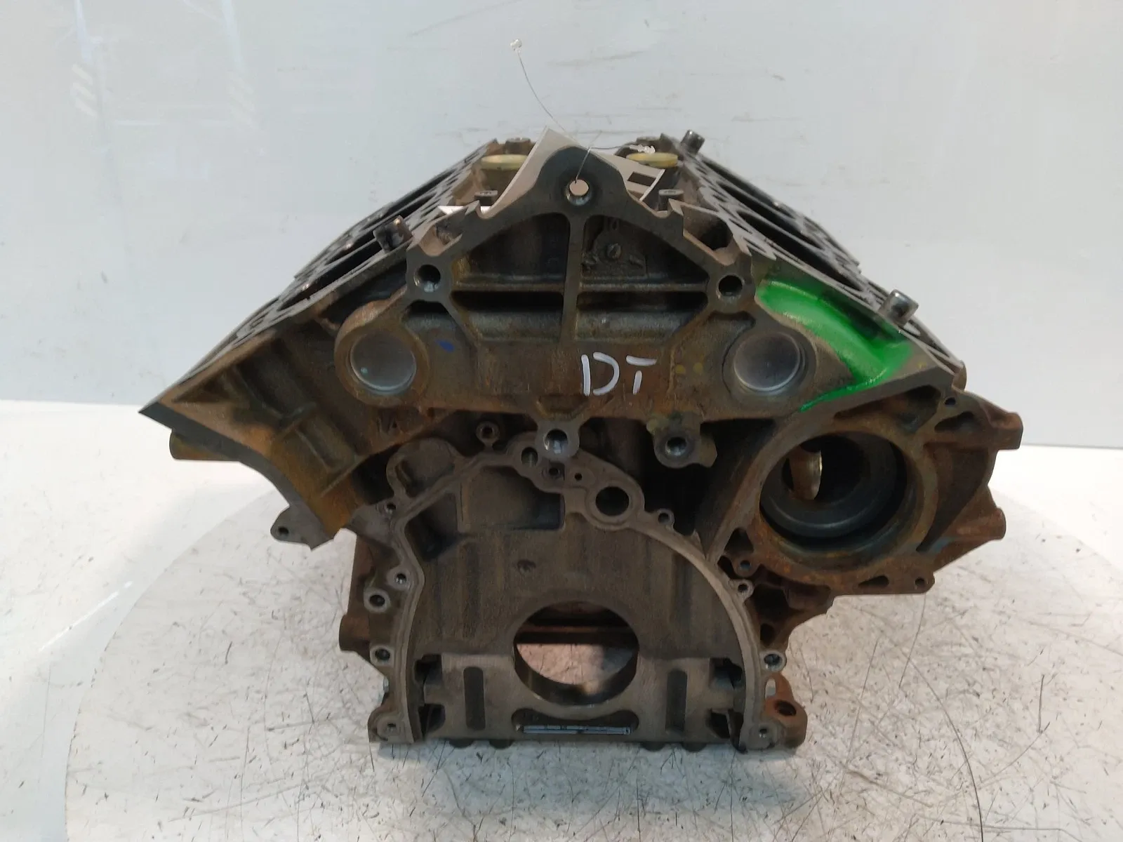 Land Rover Discovery Engine parts Engine Block — LAND ROVER DISCOVERY V (L462) (2...