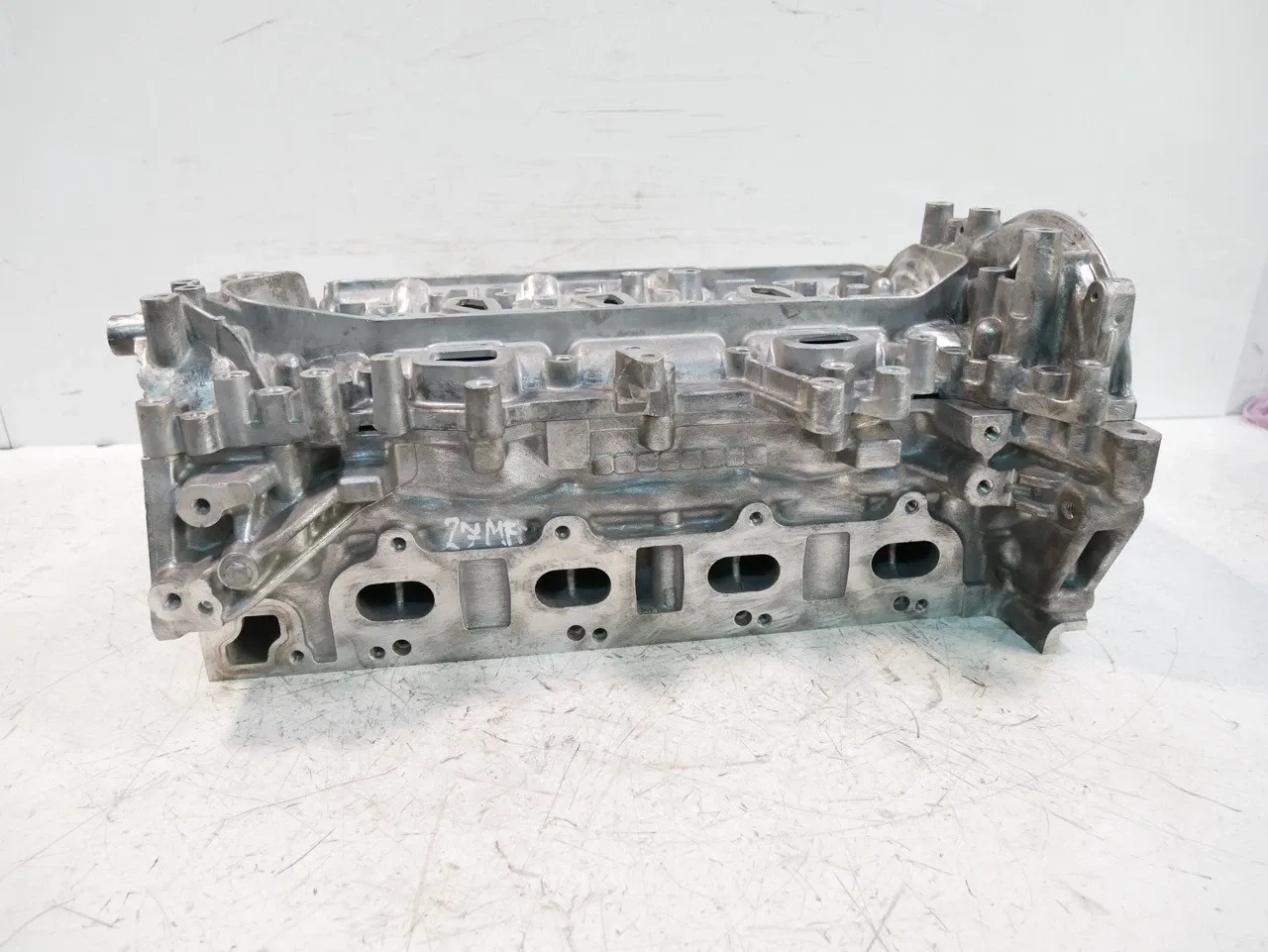 Nissan Navara (D23) Engine parts Cylinder head — NISSAN NAVARA NP300 (2015-PRESE...