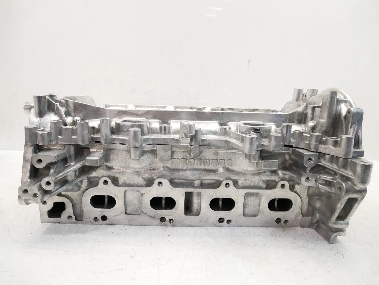 Nissan Navara (D23) Engine parts Cylinder head — NISSAN NAVARA NP300 (2015-PRESE...