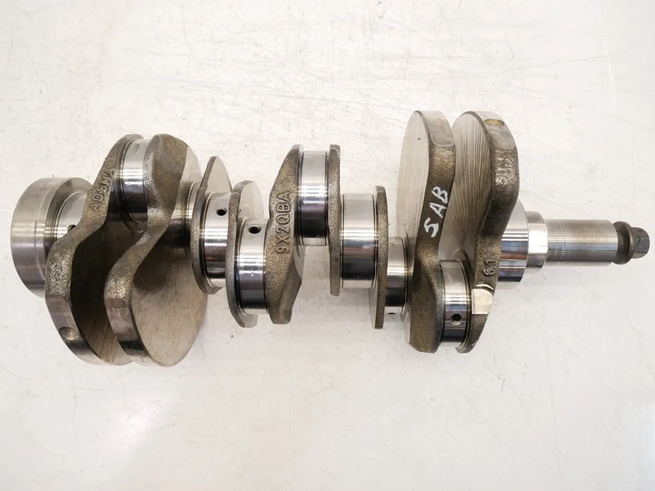 Land Rover Discovery Engine parts Crankshaft — LAND ROVER DISCOVERY IV (L319) (20...