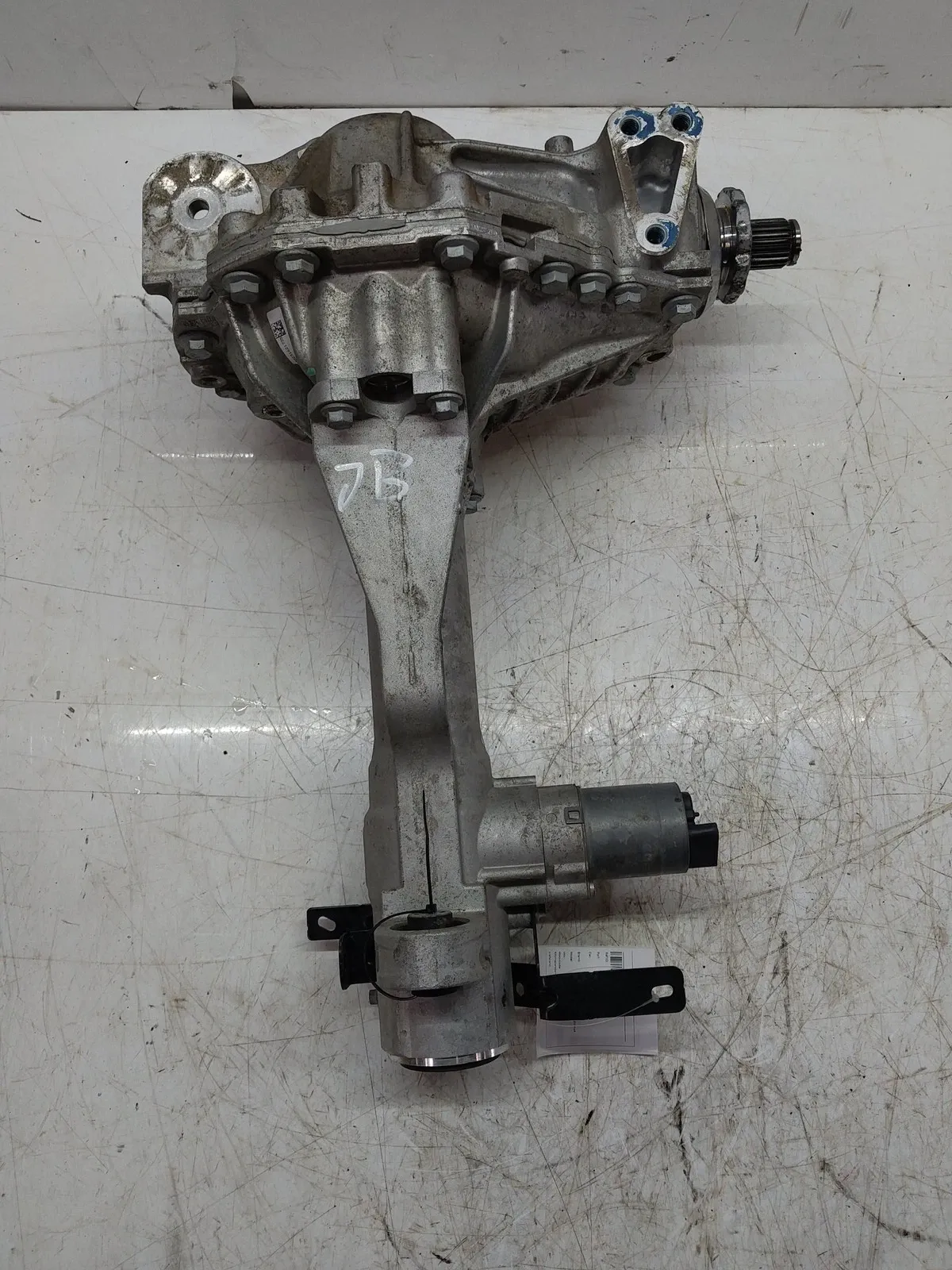 Land Rover Discovery Other parts Differential — LAND ROVER DISCOVERY V (2020-PRE...