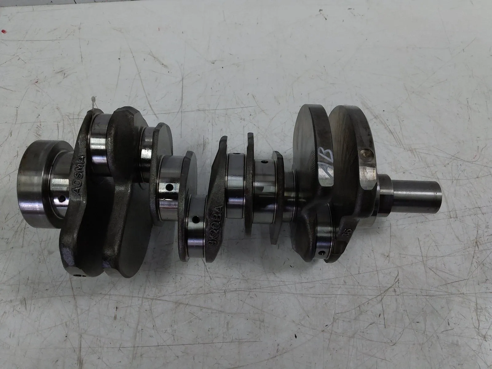 Jaguar XJ Engine parts Crankshaft — JAGUAR XJ X351 (2015-2019) — 9X2Q-...