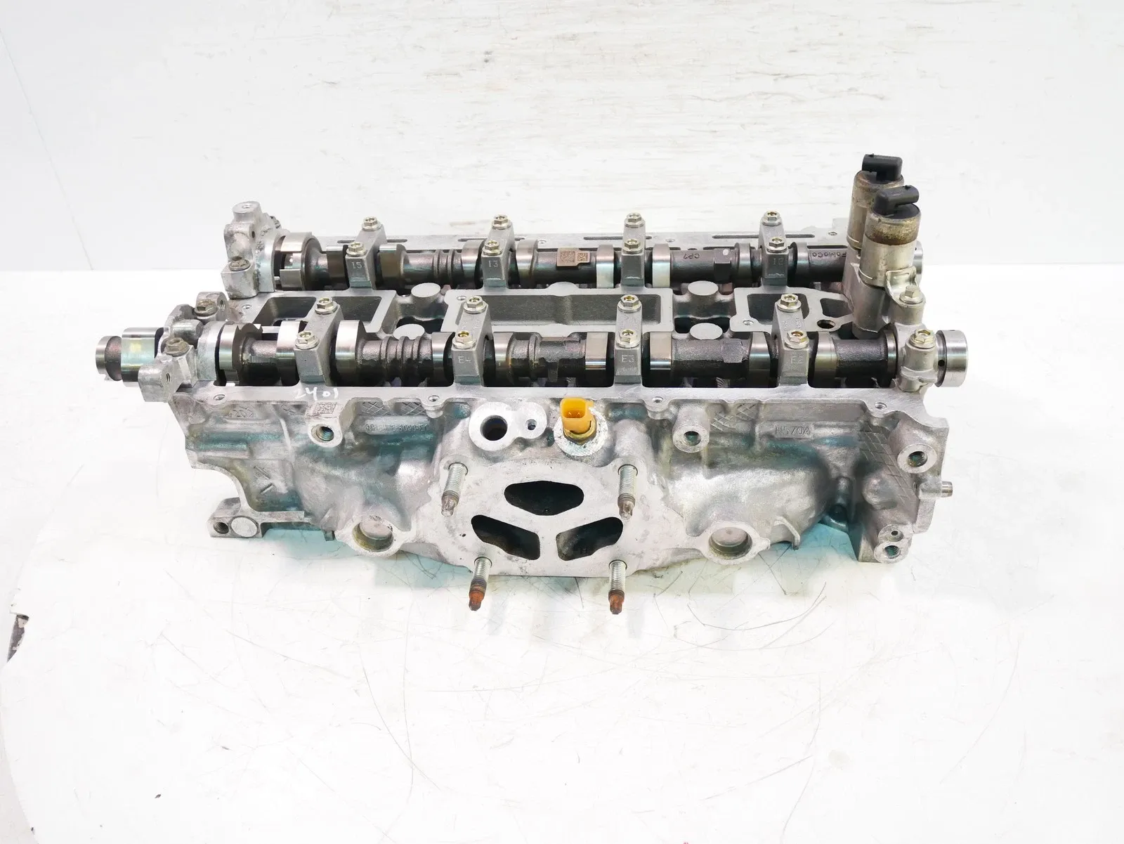 Ford Mustang Engine parts Cylinder head — FORD MUSTANG VI (2014-2023) — E...