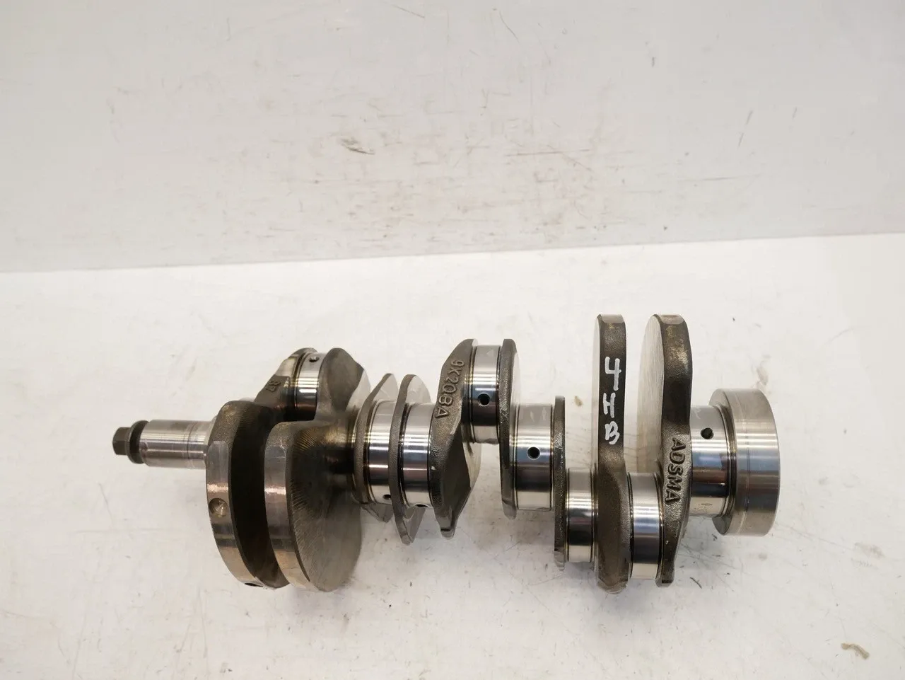 Land Rover Discovery Engine parts Crankshaft — LAND ROVER DISCOVERY V (L462) (201...