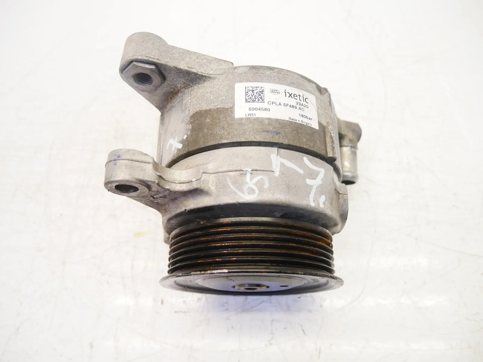 Land Rover Range Rover (L405) Power steering Power steering pump — LAND ROVER RANGE ROVER IV...