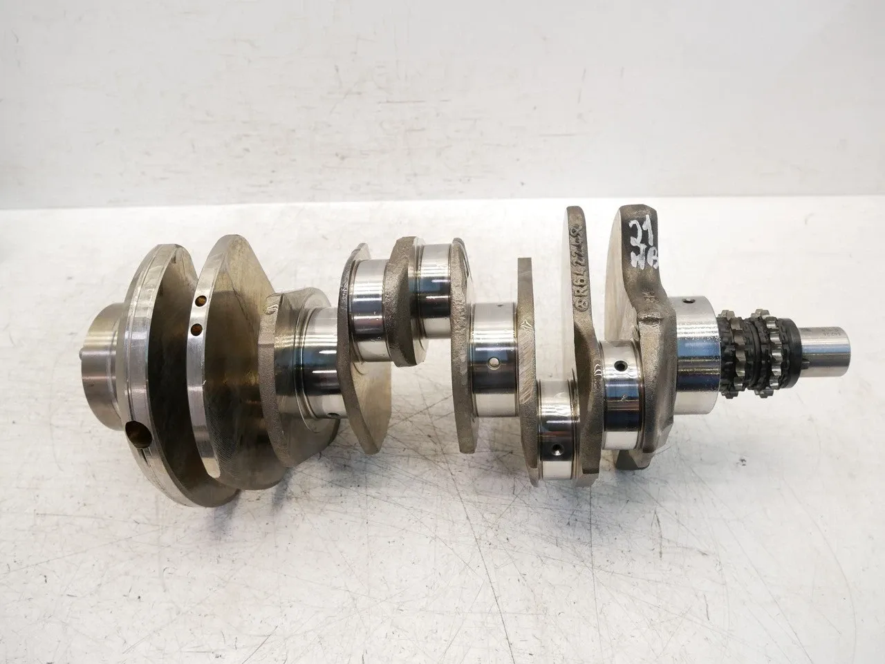 Mercedes-Benz Sprinter (W901-905) Engine parts Crankshaft — MERCEDES-BENZ SPRINTER (903) (1995...
