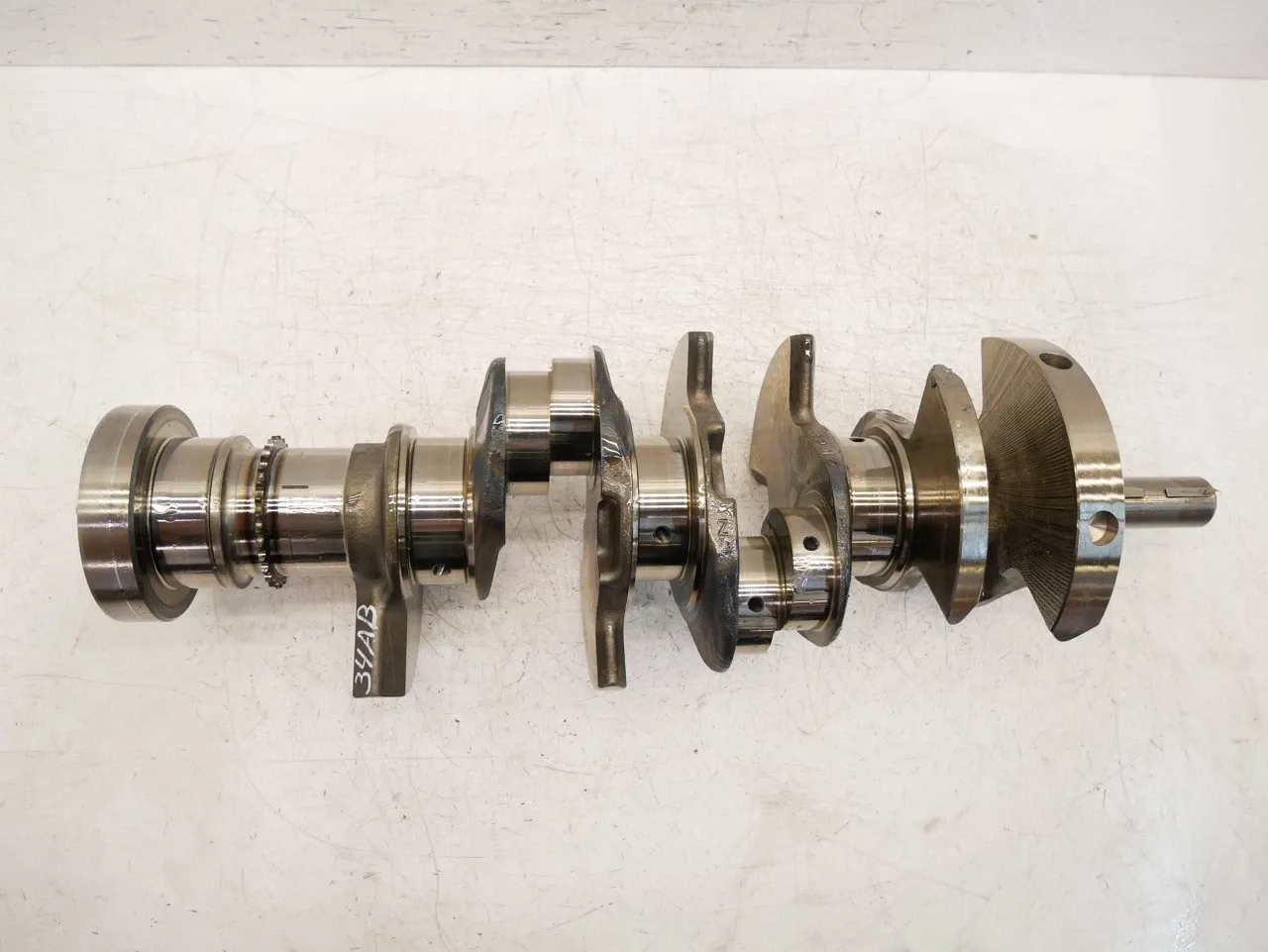 Land Rover Range Rover Sport (L494) Engine parts Crankshaft — LAND ROVER SPORT MK2 L494 (2013-20...