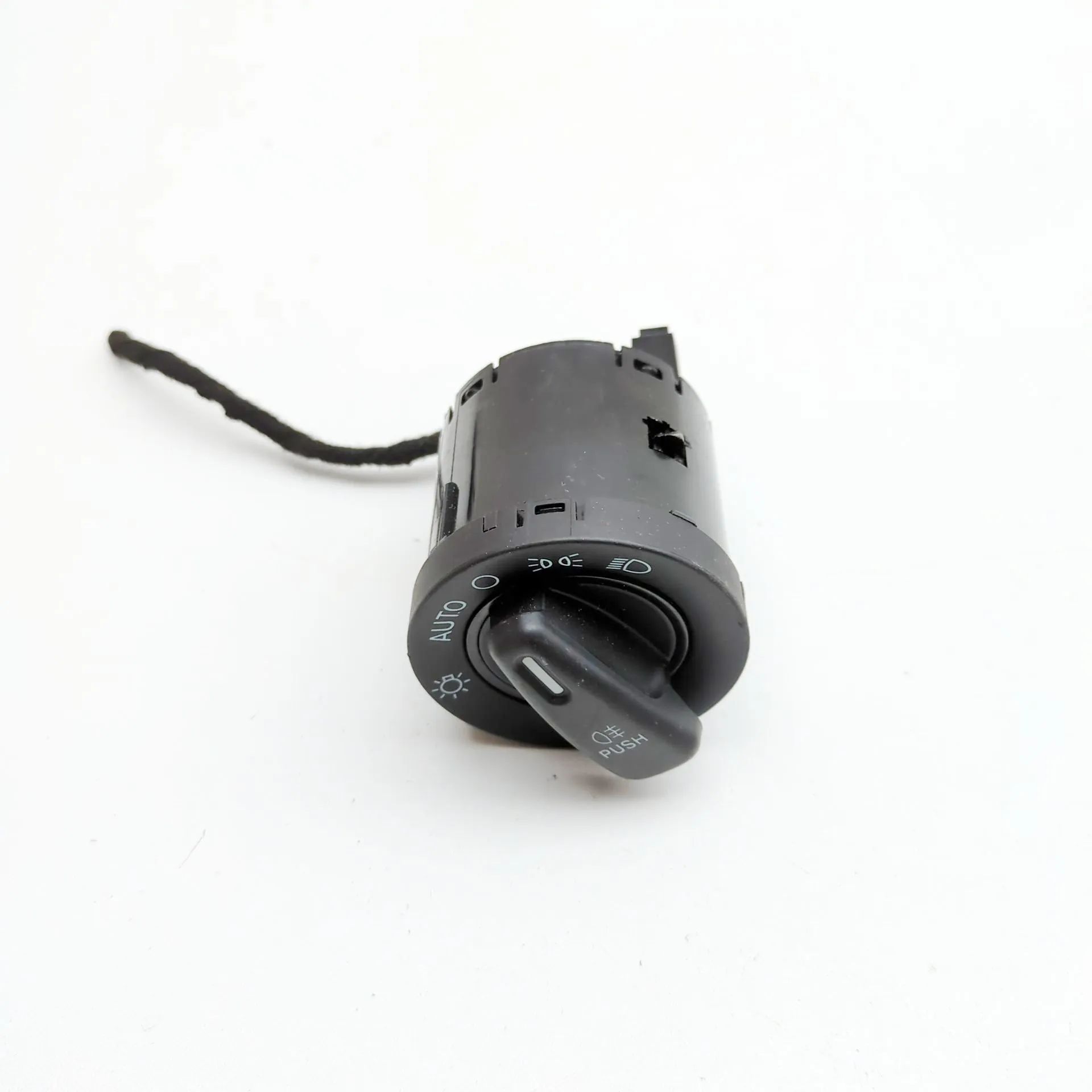 Maserati Ghibli Headlight Switch Control Unit Headlight Switch Control Unit — MASERATI GHIBLI...