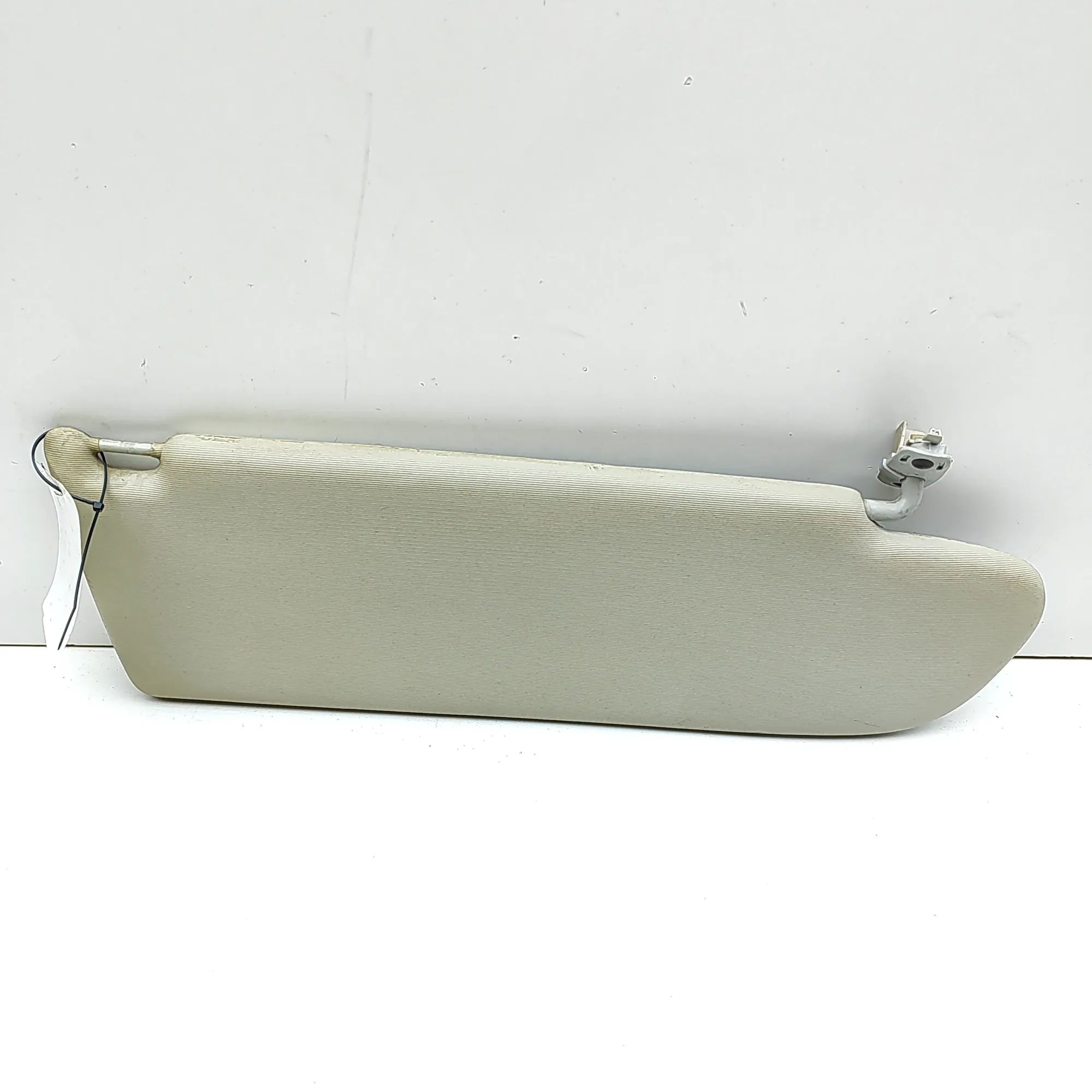 Volkswagen Transporter (T5, Caravelle, Multivan) Sun visor — right Sun visor — right — VW TRANSPORTER / MULTIVAN (...