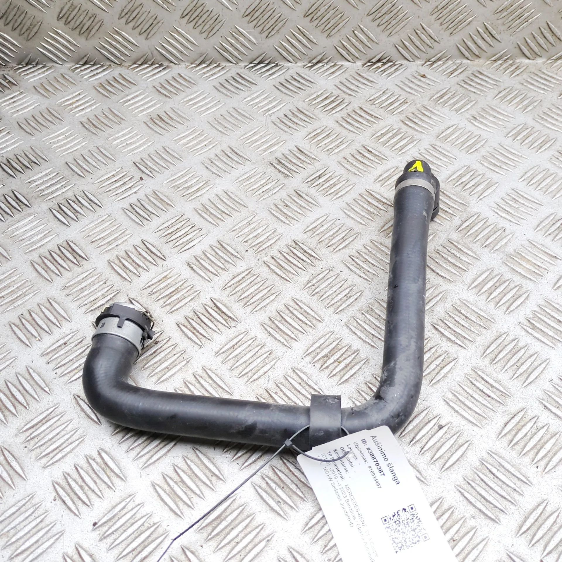 Mercedes-Benz CLA (C118) Шланг системы охлаждения Coolant hose — MERCEDES-BENZ CLA COUPE (C118) (...