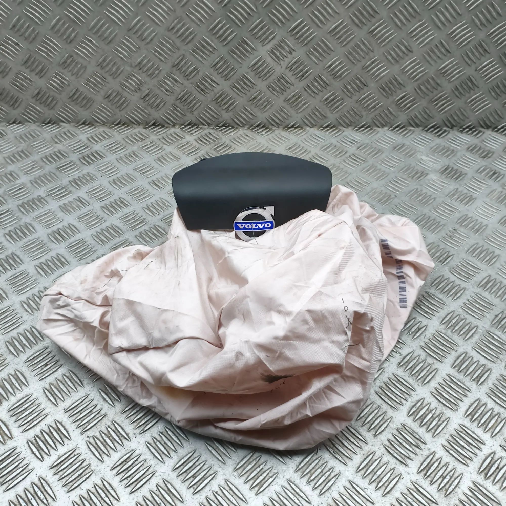 Volvo S60 Steering Wheel Safety Bag SRS Steering Wheel Safety Bag SRS — VOLVO S60 II / ...