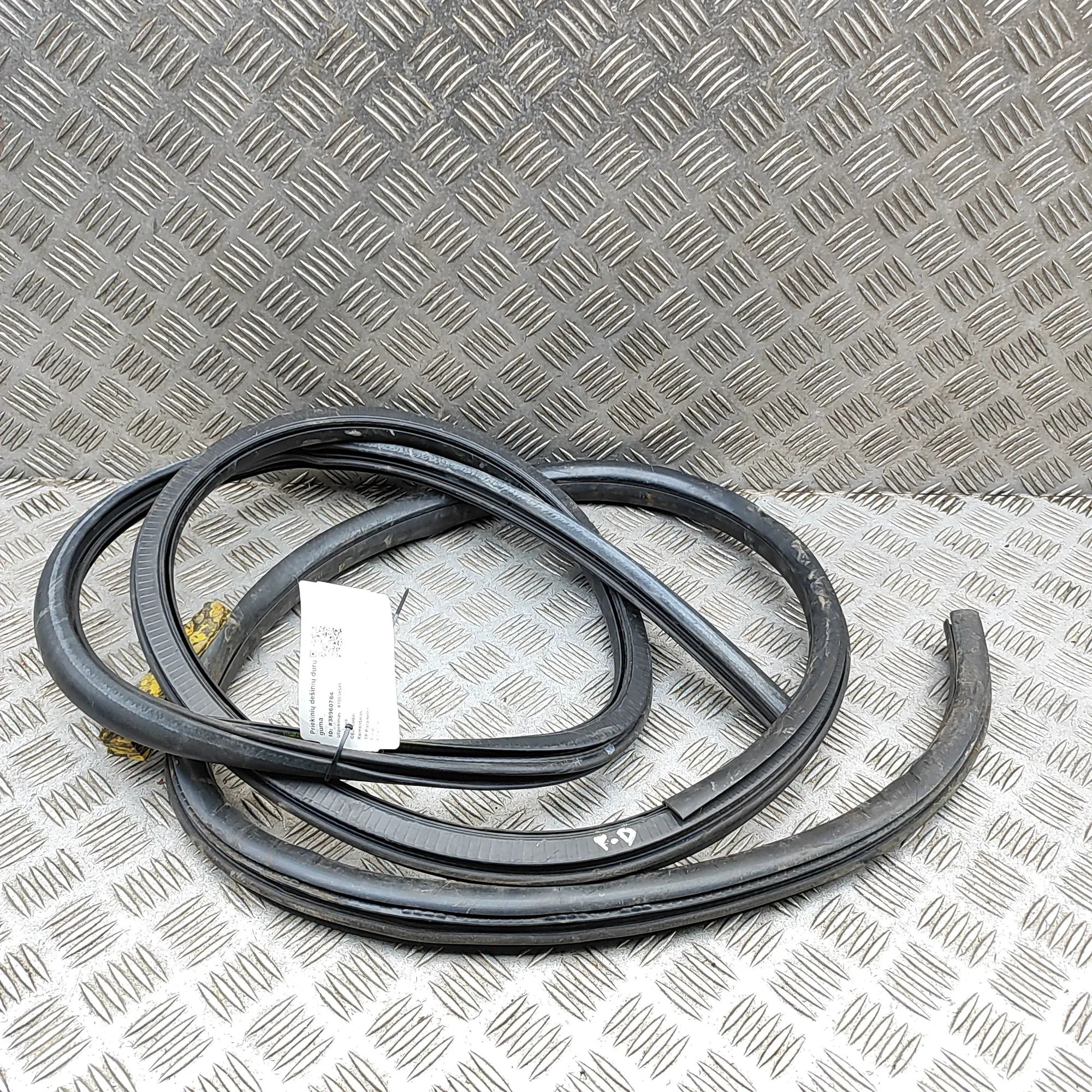 Volkswagen Transporter (T5, Caravelle, Multivan) Door rubber seal — front right Door rubber seal — front right — VW TRANSPORTER...