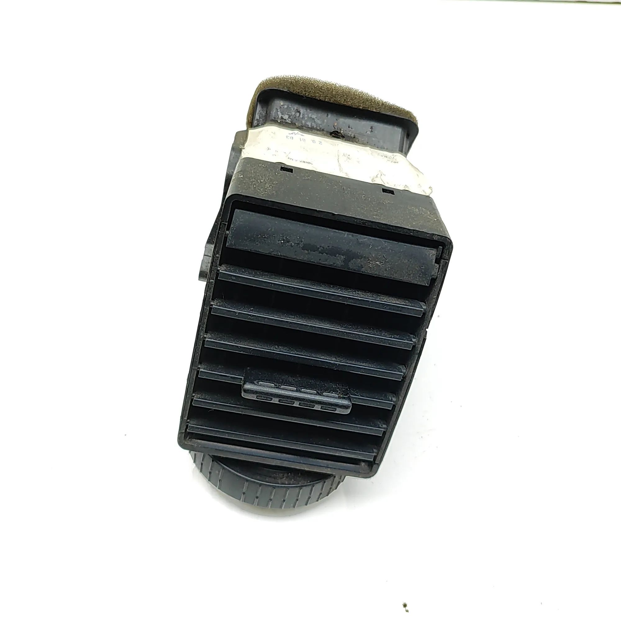 Volkswagen Transporter (T5, Caravelle, Multivan) Dashboard Air Vents Dashboard Air Vents — VW TRANSPORTER / MULTIVAN...