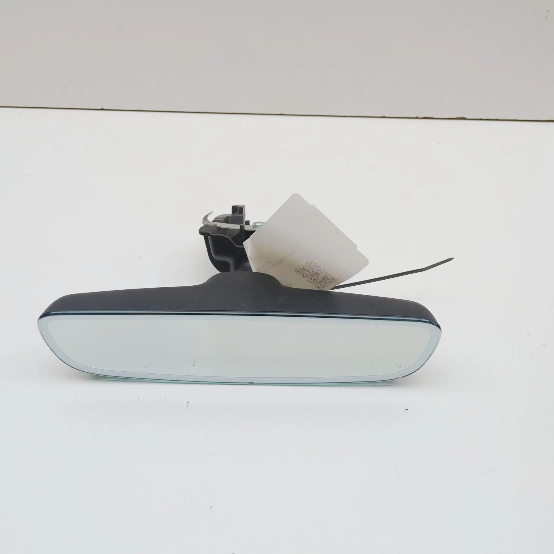 Land Rover Range Rover Velar Interior Rear View Mirror Interior Rear View Mirror — LAND ROVER RANGE RO...