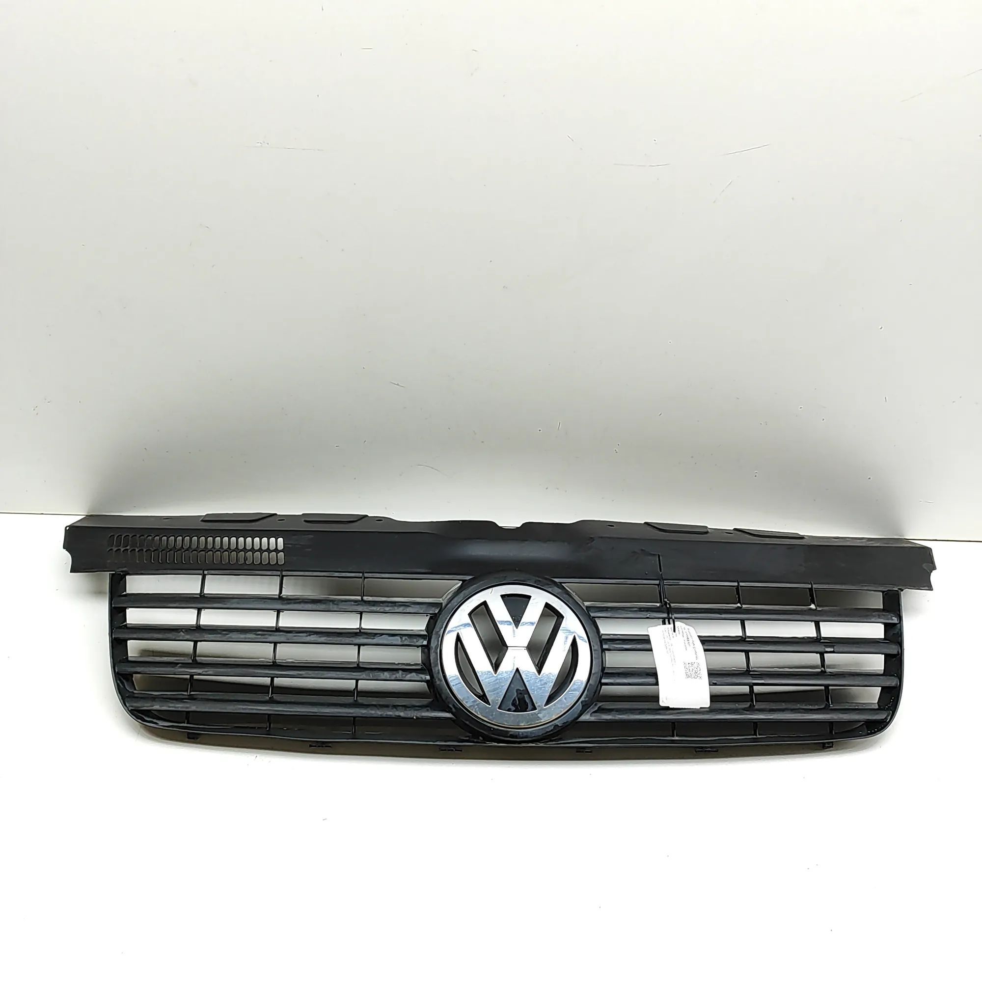 Volkswagen Transporter (T5, Caravelle, Multivan) Radiator Grille Radiator grille — VW TRANSPORTER / MULTIVAN (7E...