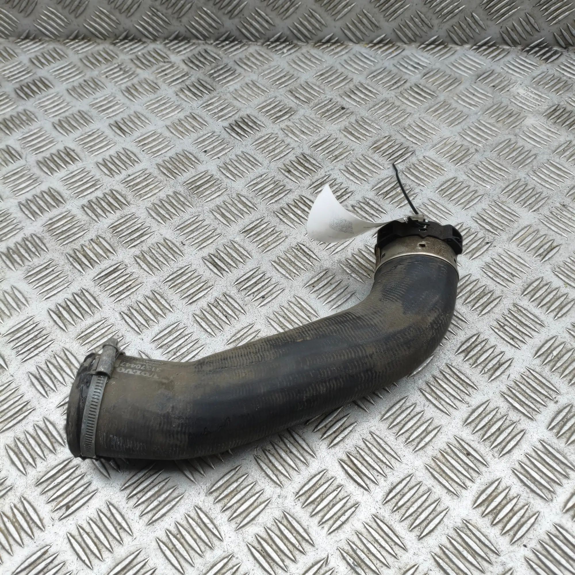 Volvo S60 Intercooler Hose Pipe Intercooler Hose Pipe — VOLVO S60 II / V60 I (2...